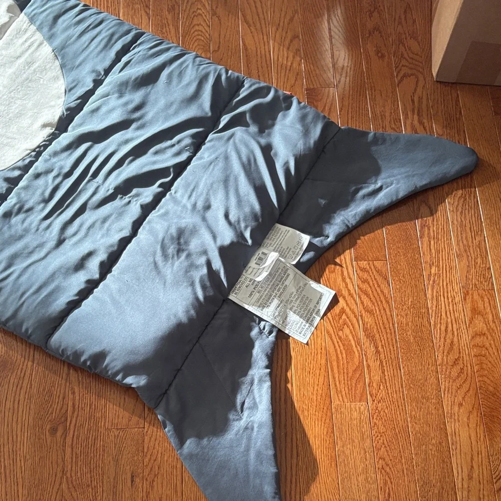 Shark Sleeping Bag (copy) see Kids section - Picture 6 of 17